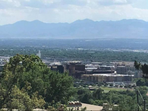 Capitol Retreats-views! Near Salt Palace,sleep 28 Salt Lake City